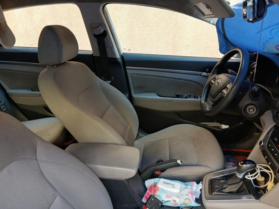 السلام عليكم
النترا 17 امريكي 2000 دوش
حادثها من امريكا سرقه دعاميات والايتات وبك لايت
وهنا بلعراق امبدل قبق جنطه اصلي وباب وره الصدر ايضا اصلي الباقي صبغ بدون ضربه
السياره جاهزه رقم بغداد بسمي
ملاحظه
المكينه ابدل بيها فقط كازكيت فقط
كير  جديد AT
السونار مرفق بلمنشور 
بيها تكشير بدايت القماره وبدايت البنيد مخلي فابلون
مكان السياره بغداد الشعله 
السعر 105 رجاءآ شده جوه الشده رجاءآ لتتصل
للاستفسار ***********
