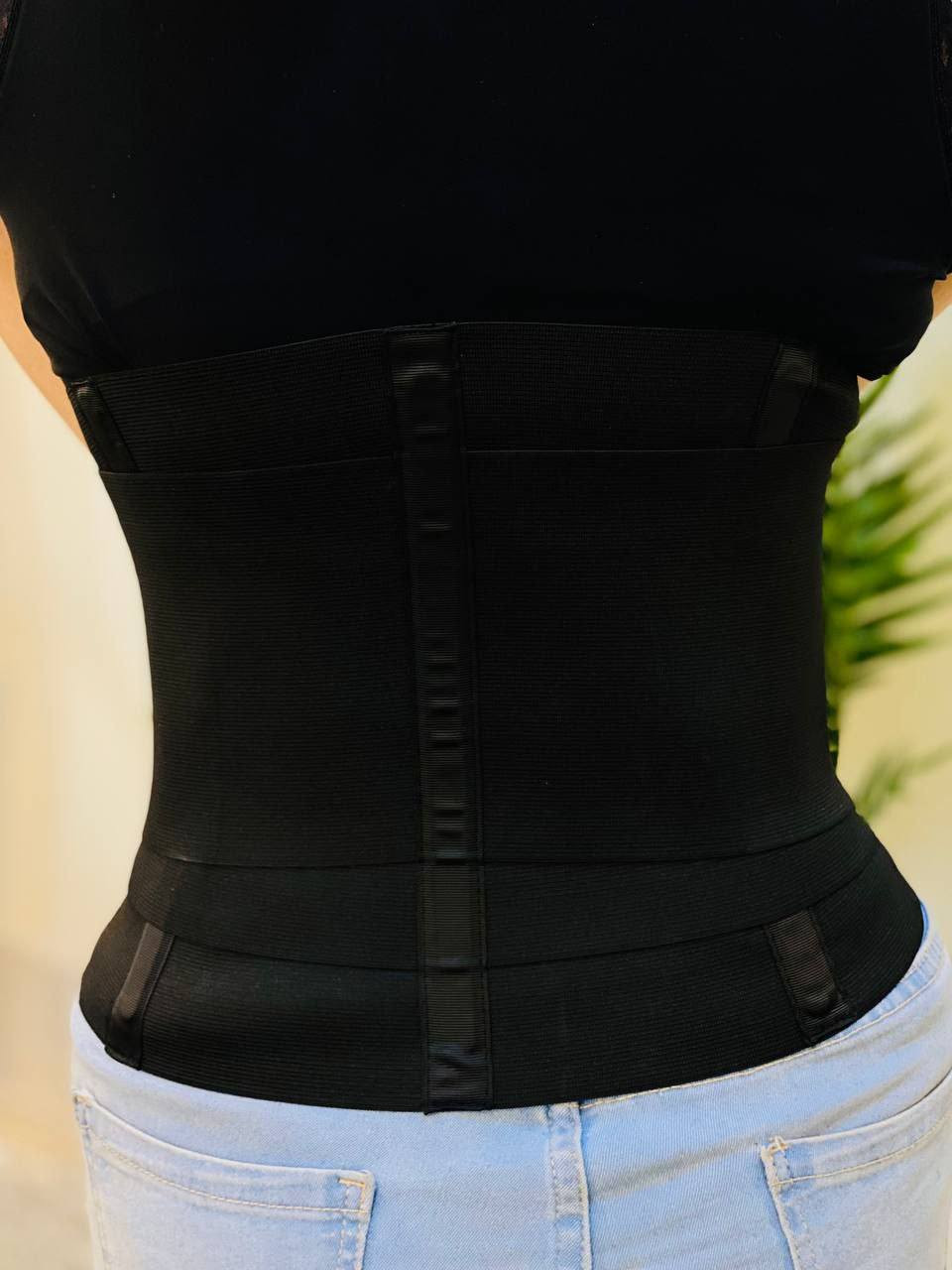 مشد 1 ع 3 مشد الجسم الرملي ⏳ Magic  #الاصلي ✔️

مشد الساعة الرملية النسائي هو نوع من مشدات الجسم مصمم حتى يعطي الخصر شكل نحيف ومحدد يشبه “الساعة الرملية” ⏳
يعني خصر متناسق مع إبراز الصدر والورك. راح يشد منطقة البطن والخصر ويقلل من بروز الكرش 😍✔️

القياسات : S.M.L.XL.XXL.XXXL.✔️
توصيل مجاني لجميع محافظات العراق ‎- [ @j.utl ] ‏༄(#العراق)༄(#بغداد)༄(#البصرة)༄(#اربيل)༄(#موصل)༄(#الموصل)༄(#الانبار)༄(#الحب)༄(#كربلاء)༄(#النجف)༄(#ديالى)༄(#الناصريه)༄(#شعر)༄(#مكياج)༄(#رمزيات)༄(#تصميم) ༄( #بيج_عراق_كوت )༄(#ميسان)༄(#كركوك)༄(#الحله))༄(#اقتباسات)༄( #الكوت)༄(#تحشيش) ༄(#ضحك)༄(#الموصل )༄ ༄( #حسام_احمد ) ༄(#explore) #عراق_كوت  #فيديوات


**إذا كنت صاحب هذا الإعلان وتريد حذفه لأي سبب، رجاءا أرسل رسالة إلى الدعم الفني**