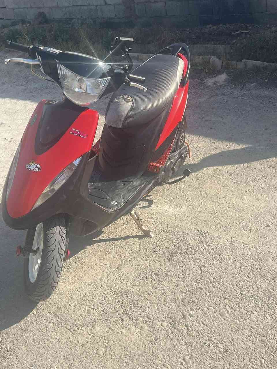 سلام عليكم دراجه ماكس عداله البيع

بلاديه حلوه الدراجه 

تخم تاير 

وياله رياضي الو ابيض 

سلف رياضي دبل رياضي 

ختم واحد كلهن 

كهربائيات كامله 

تشتغل سلف هندر 

باتري جديد 

شلعه ومعدال خير من الله 

السعر الدراجه 550 وبيه مجال حك الجيه 

مكان بغداد ابوغريب الحمدانيه الثانيه 

الهاتف *********** بي وتساب ورصيد
