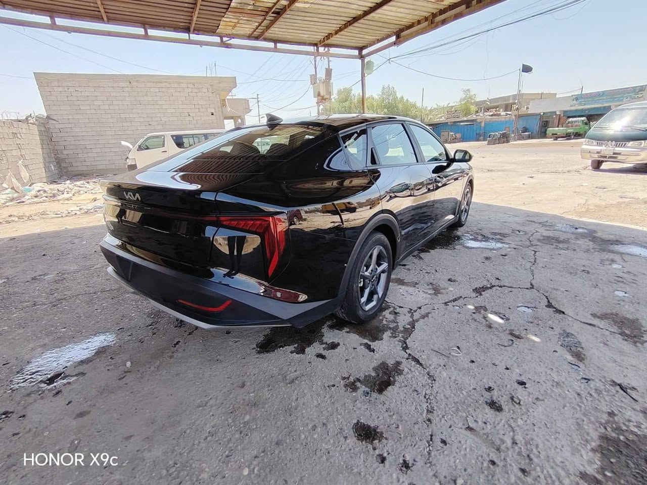 سلام عليكم K4للبيع موديل 2025 السياره جاهزه من كلشي حادثة صبغ نص جوملغ يمين بدون دواخل ايرباك بس ستيرن صور الحادث موضح في الصوره رقم الهاتف ***********
