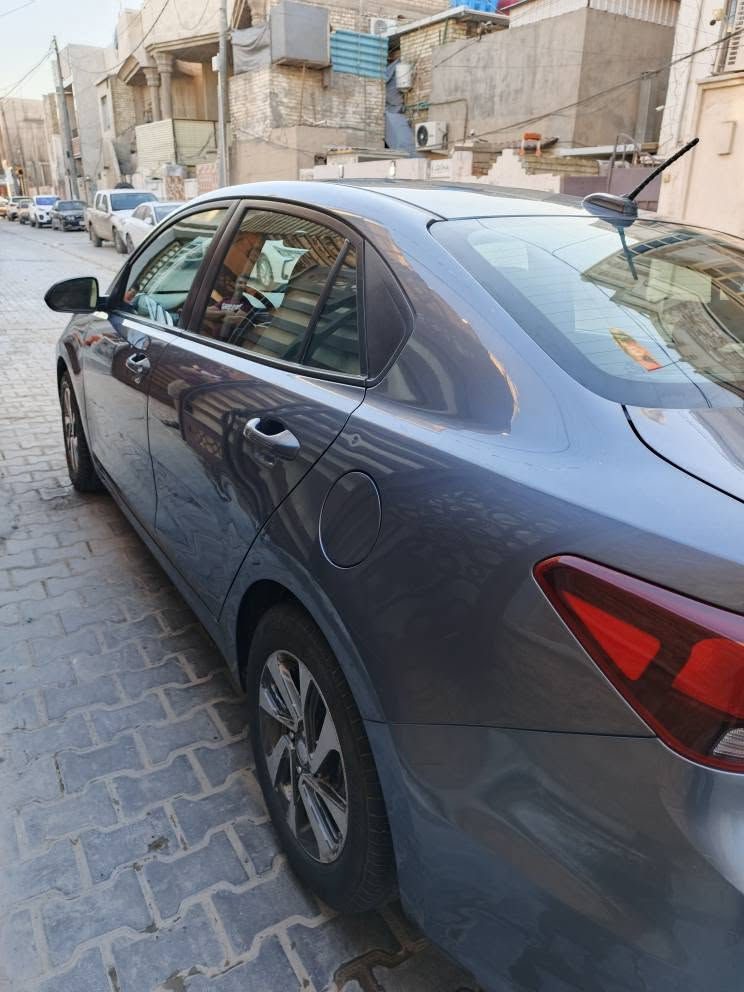 السلام عليكم.  للبيع كيا ريو موديل 2019 رقم بغداد باسمي فئة S 
 وارد امريكي حادث بنيد مبدل بدون معجون ليبل واحد بدون شواصي محرك 1600 كير ATM المرغوب بدون تحوير 
تحكم ستيرن جهتين مثبت سرعة نظام سبورت
مانع انزلاق جام كهرباء سنتر لوك شاشة لمس مدخلUSB بلوتوث اوكس ويل كب 
 ماشية 68000 السعر115 الاتصال على الرقم ***********
صور الحادث موجودة بغداد, العراق
