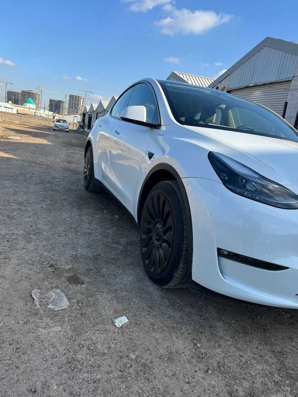 Modely 2025
Dual motor
Long range
ماشيه ٩الاف مايل
جاملغ مبدل نفس لون مكفول 
بي دي ار بل بابين 
كامله للاخر مرقم بغداد اونلاين 
سعر ٢٥٠$
***********
