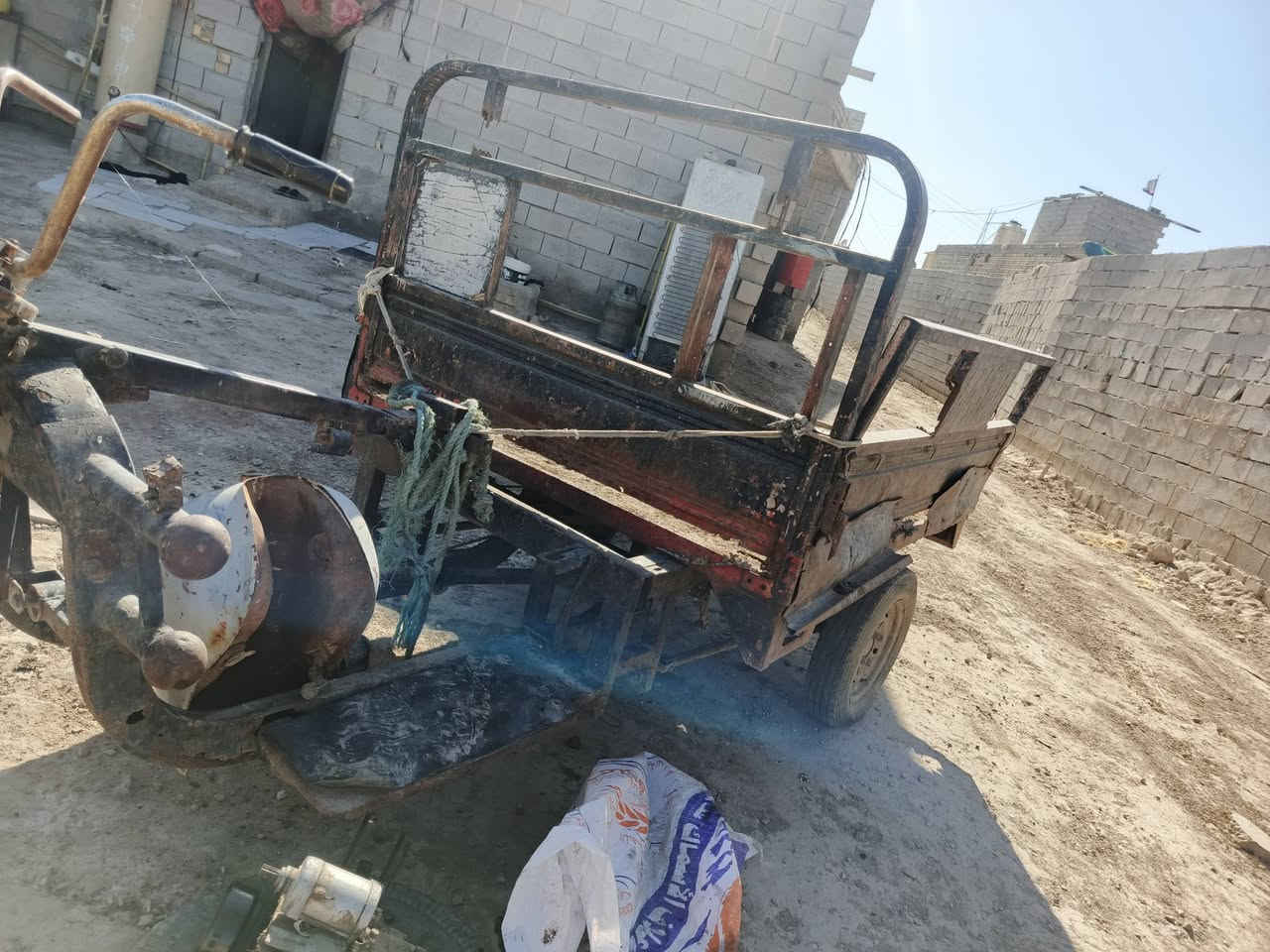 السلام عليكم شباب ستوته شاصي وبدي 
للبيع كوم حديد سعر 200
الاستفسار  ‏‪***********‬‏
