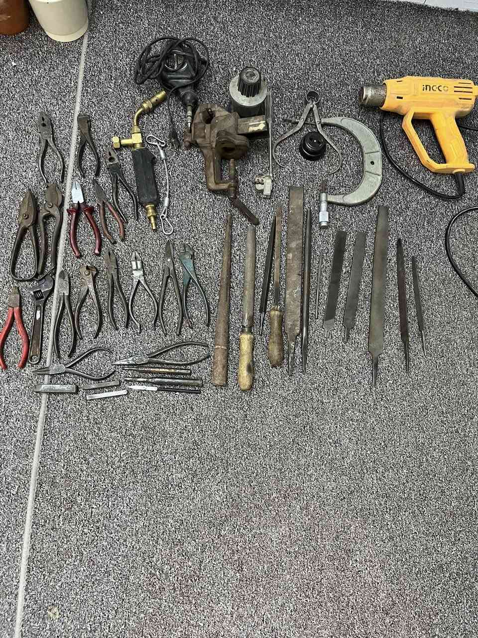 اخوان مجموعة عدد صياغة اصلية مال بالة المانية عدد ٤٦قطعة للبيع سعرهن ١١٠  الف مكاني النجف حي الوفاء توصيل ماعندي


**إذا كنت صاحب هذا الإعلان وتريد حذفه لأي سبب، رجاءا أرسل رسالة إلى الدعم الفني**