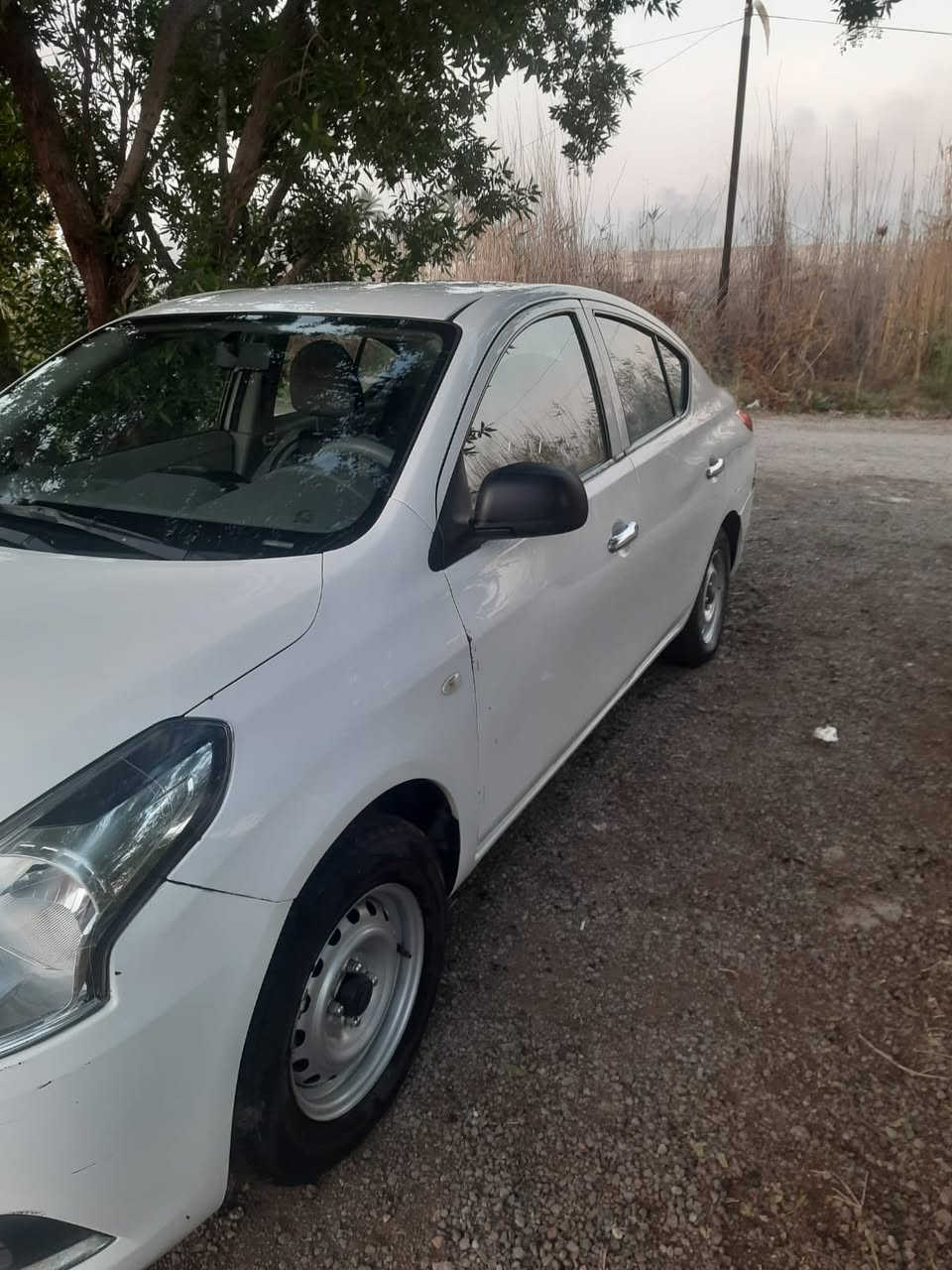 السلام عليكم نيسان هندي موديل 22 السعر 105 مكان سياره ابو غريب ***********
