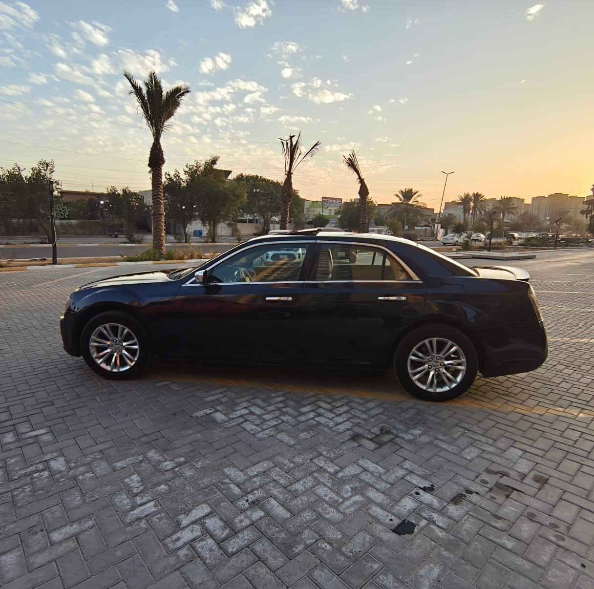 كرايسلرc300 اوباما خليجي موديل ٢٠١٢ لون نيلي فول مواصفات للاخير بلاتينيوم
مكينه ٣٦٠٠ و كير طياره ٨ نمر zf
داخل بيجي بلادي ويل مكسيكي 
يدات ومري نيكل بلادي
بصمة تشغيل وبيبات وصندوك
ترحيب و فتحة سقف بانوراما
رادار امامي ورادار جانبي
حساسات اماميه وخلفيه شاشه كبيره
كلاصات حار بارد
برده خلفيه
خزن كشن ميموري
 كشنات جلد وكهرباء وتبريد وتدفئه وتدفئة ستيرن 
ستيرن ودوسات تحكم كهرباء كذلك
بدون ايرياك بدون حادث مصبوغه حزام للجماليه رقم اربيل الجديد شرط التحويل عندي وكالة عامه بيهه
كير ومكينه وتبريد وتدفئه بحاله جيده
تكم وقماره شواصي كلها مكفوله
مكان السياره بغداد حي الحسين
السعر ١٥٢ وبيهه مجال ان شاءالله
للبيع او المراوس
*********** بغداد, العراق
