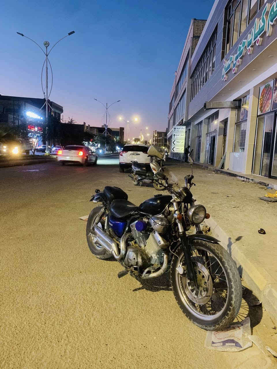 هارلي للبيع او للمراوس بسعر مناسب مكينته مكفوله  ماناقصه ايشي نضيفه كلشي شغال بيه ومكاني ناصريه مركز 
رقمي ***********
