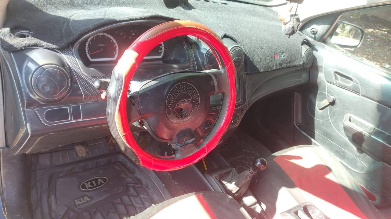 سياره أفيو موديل 2007 رقمه مثنئ انكليزي محرك مسكر 1600 كير عادي مكاني السماوه قضاء الخضر للاستفسار الاتصال على الرقم ***********
