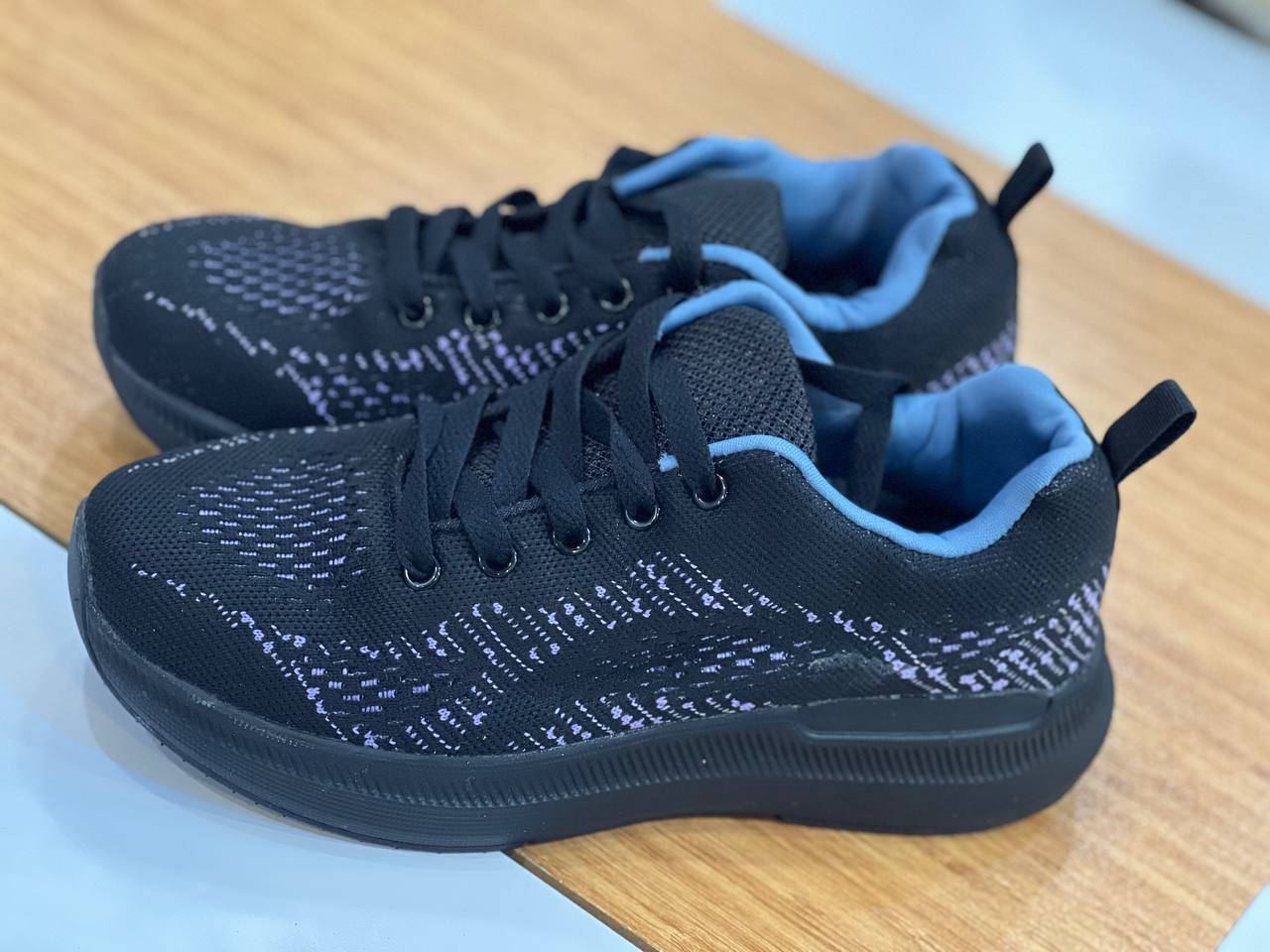 يا الله
حذاء خفيف ومرتب👟
قياسات من 40 الى 45✔
الواحد ب7 الف✔
يوجد توصيل 🛵
والتوصيل مجاني لمناطق القريبه🛵 ✔
***********✔
