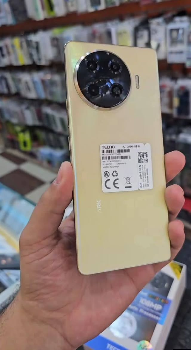 تكنو سبارك 20 برو بلس
٢٥٦ جيجا 
١٦ رام جهاز وكاله 
معالج هيلو ٩٩ التمت 
بطاريه ٥٠٠٠
كاميرا ١٠٨ 
اندرويد ١٤ 
جهاز ما شاء الله وكاله خرافي 
٦٠ فريم ببجي اتش دي ار
سبب البيع التجديد ✨ جهاز للبدل على البدل على سامسونج بالكرتونه


**إذا كنت صاحب هذا الإعلان وتريد حذفه لأي سبب، رجاءا أرسل رسالة إلى الدعم الفني**