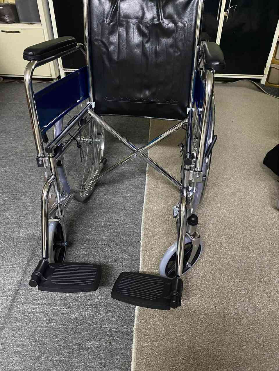 عاربانة معوقين و هم تواليت جديد مابيها اي عيب بالباكيت 
السعر 155
رقم الموبايل:*********** كركوك, العراق
