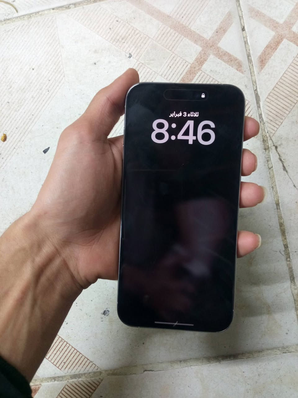 تلفون 15 برو ماكس جديد ماستر كلش نضيف والله مشحون 200 مره بطاريه ٩٨ تجي تفحص بعينك بمعنه كلمه جديد سعر 1300 بي مجال لشراي  لحد يكسر بي رقمي ***********
