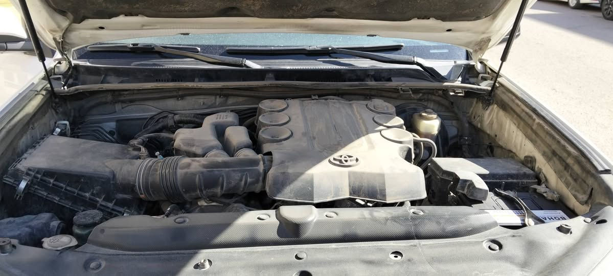 السلام عليكم فورنر موديل 2019 ماشيه 88 جديده سياره حادث جاملغ مبدل بلادي و صبغ حافة البنيد محرك كير كلشي مكفول السياره جديده مواصفات شاشه كامره و تبريد قطعتين سياره مال جناي و مال عمر سعرهة 267 ورقه و بيهة مجال محرك 4000 سته سلندر مكانهة الغزاليه للاتصال *********** بغداد, العراق
