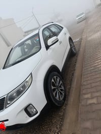 سورنتو 2014 لون ابيض خليجي محرك V6 3500   السيارة 7 راكب  السيارة فول ...