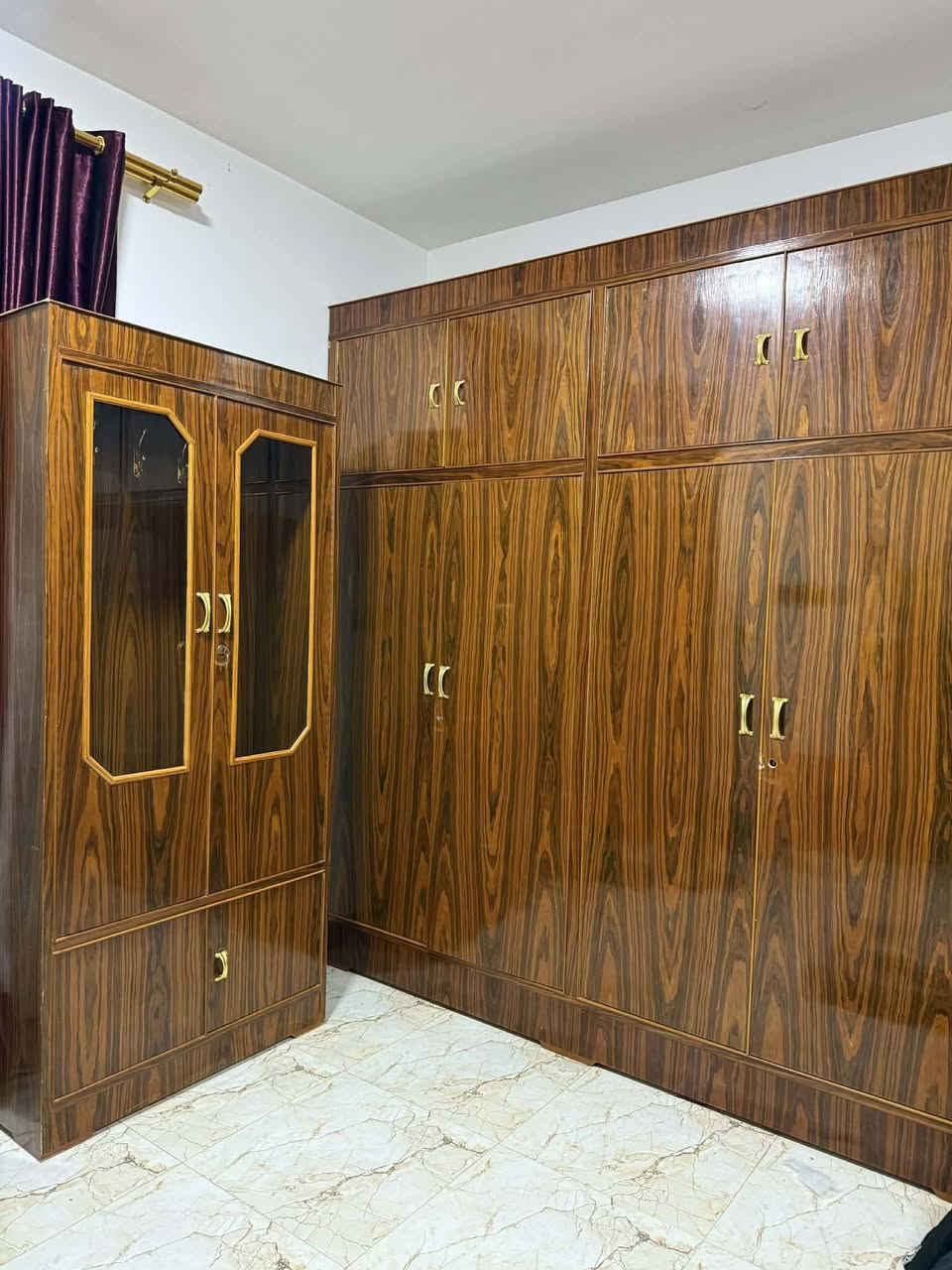 السلام عليكم
متاح غرفة أخشاب أحطاطة طابقين شغل درجة أولى 
رقم الهاتف ***********
