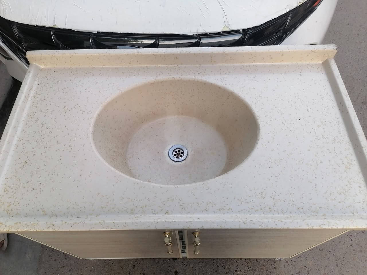 السلام عليكم كاونتر قطعتين سنك وملحق مستخدم نضيف العنوان الشعب اكو خدمة توصيل بكروه ***********
