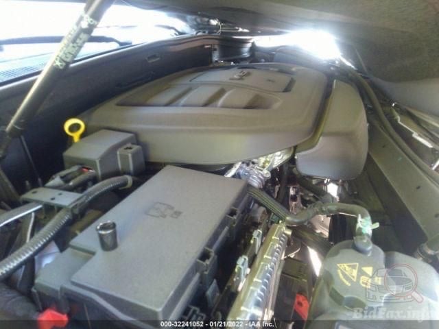 جيب شيروكي لاريدو
الموديل : 2021 . (وارد امريكي) 
مثل ما موضح بالصور
ماشية حالياً 107 
المحرك : V6.  3.6L .
رقم بغداد بأسمي
المواصفات :
* فتحة
* شاشه كبيرة 
* المقاعد الامامية كهربائية مع الجلد والتدفئة
* نقطة عمياء .
* ويل قياس 20 انج .
* مقود السائق من الجلد  . 
* تدفئة ستيرن . .
*السيارة ماشية 12 الف ميل 
* مصابيح امامية زنون . 
* كشافات ضباب بروجكتر زنون . 
* تشغيل عن بعد .
* صندوق كهربائي .
* حساسات خلفية .
* كاميرا خلفية .
* مرايا متحسسه للضوء العالي .  
* بلوتوث تلفون . 
* محدد سرعة . 
* نظام تشغيل واطفاء اوتماتيكي للمحرك للتوفير من صرفالوقود . ( Auto Start System ) .
* نظام بريك اوتماتيكي ( Auto Break System ) الخلفي
وبعد بيهة هواي مواصفات
السعر 27 وبيهة مجال بسيط
للاستفسار
***********