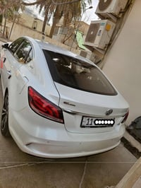 Mg 6 موديل 2022 مكفوله كفاله عامه خليجي ماشيه ٨٠ الف   مكينه بيه تبخير...