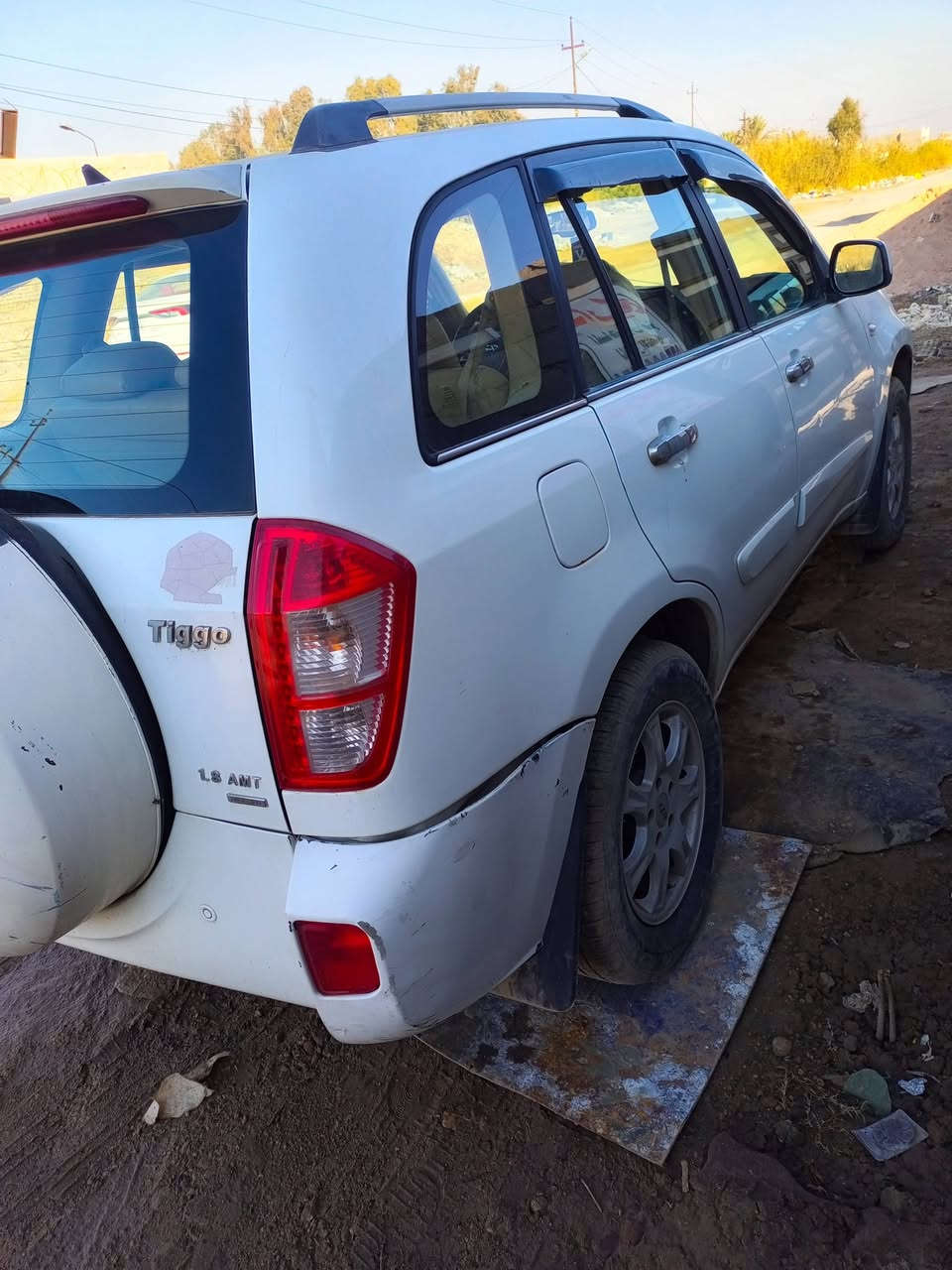 السلام عليكم من رخصت الادمن سيارة للبيع تيكو موديل 2012 سيارة نضيفة  تحتوي على شاشة لمس مكينة بحالة جيدة سعر 60 قفل  مكان بغداد سويب سيارة بسمي تحويل مباشر رقمي ***********  موجود واتساب
