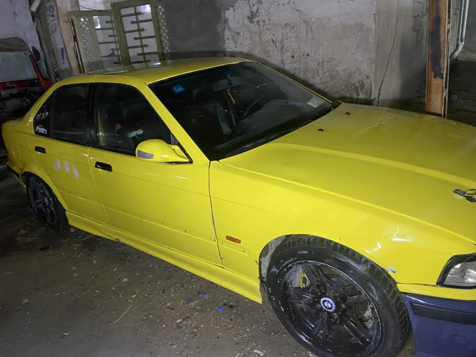 سلام عليكم بي ام E36مكينة ٦سلندر كير عادي أف زت سيارة عوزها نواقص رقم نجف تحويل ثاني يم مشروع وطني لسعر 
٤٥وببها مجال لطيبين مكاني بغداد لبلديات0775 032 4590
راسلني واتساب
