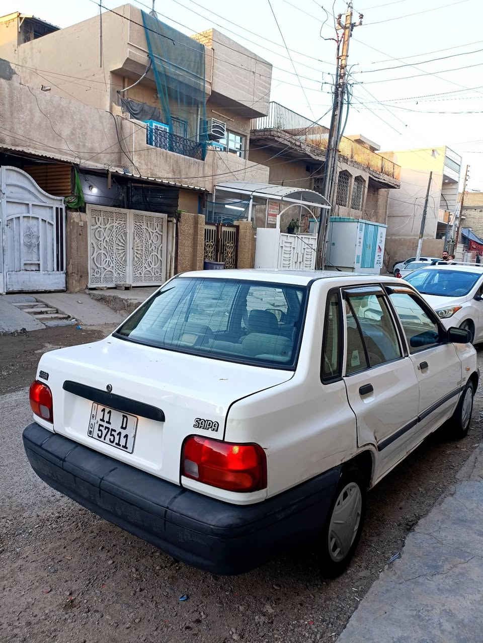 السلام عليكم 
سايبا موديل 2009 بأسمي تحويل ثاني يوم ماشية 93 ألف حقيقي على أيدي من الشركة ما مبيوعة الواحد كير محرك شواصي مكفولات بيها تبديل باب الصدر والباب الورة السعر 37$ وبيها مجال مكاني بغداد الشعب للأستفسار ***********
