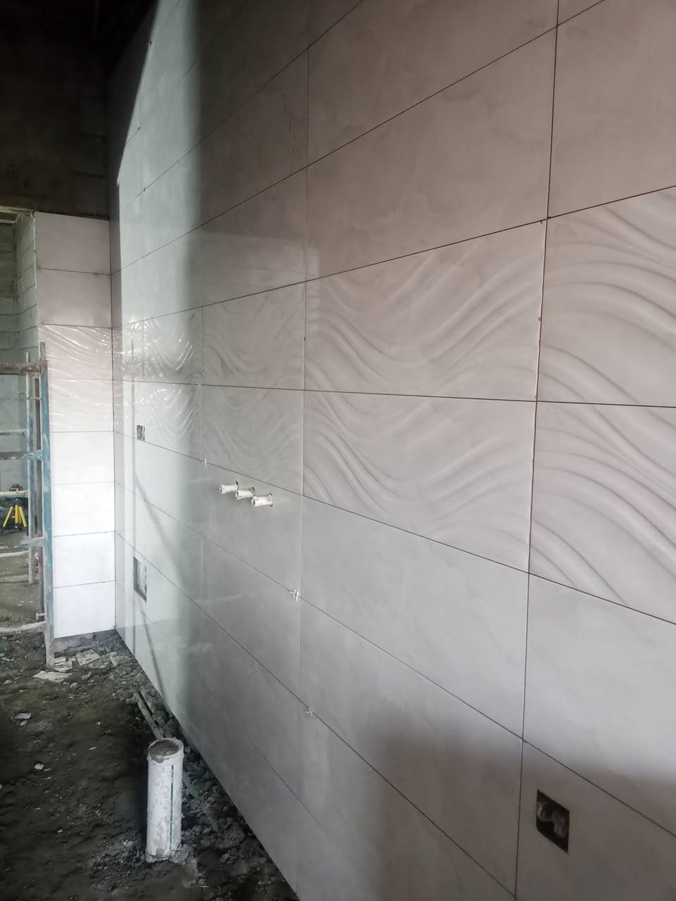 السلام عليكم 
مستعدين لتطبيك الأرضيات وجدران  
 بأسعار مناسبه داخل الموصل 
 الأتصال على الرقم 
***********
