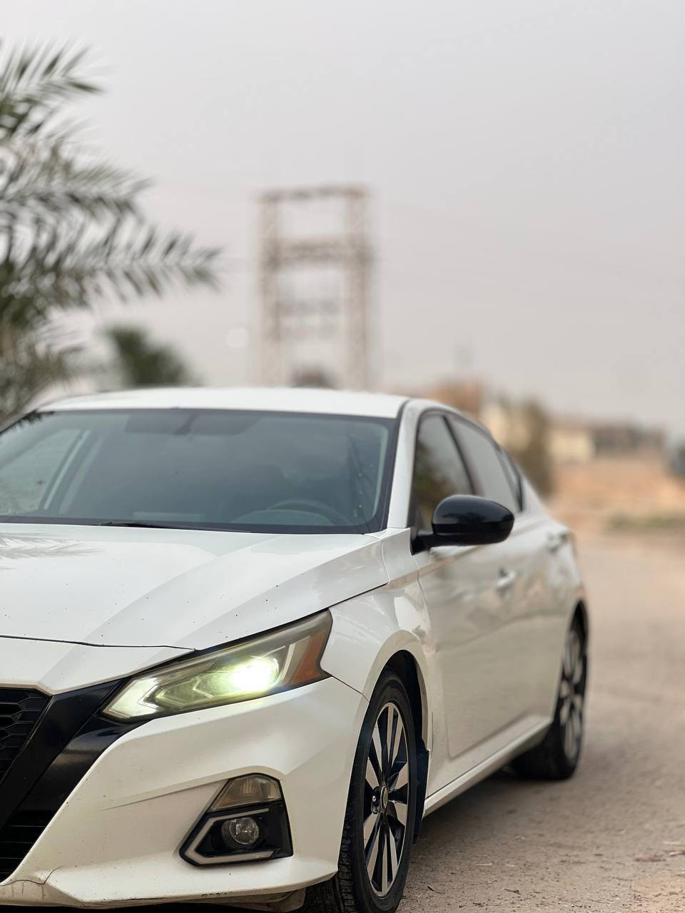 نيسان ألتيما موديل ٢٠١٩ مواصفات SR الضرر تبديل بونيد والجامرلغ الأيسر بارد السعر ١٤٧ وبيها مجال مكان سيارة بغداد ديالى ‏‪***********‬‏
