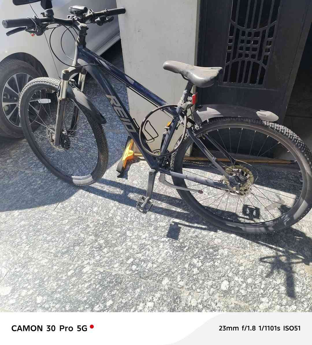 السلام عليكم بايسكل للبيع 
نوعه Reid  
قفله ٢٥٠ الف 
مكاني كاظمية


**إذا كنت صاحب هذا الإعلان وتريد حذفه لأي سبب، رجاءا أرسل رسالة إلى الدعم الفني**