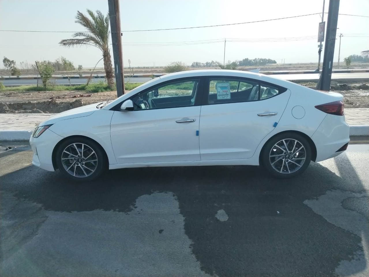 النترا 2019 رقم اربيل نص فوال 
مواصفات 
رادرار 
شاشه كار بلي 
كامره دواره 
تحكملت ستيرن 
تحديد مسار 
توقف ذاتي 

حادث 3قطع صبغ جاملغ وبنيد وباب بصف السايق 
بدون دواخل 
مكينه 2000دوش مكفوله 
كير ATمكفول 
مكان السياره بغداد اليرموك 
السعر 131بيه مجال 
رقم *********** بغداد, العراق
