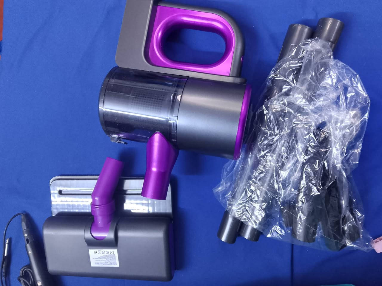 مكنسه شحن كنس ومسح السعر 35 مع التوصيل


**إذا كنت صاحب هذا الإعلان وتريد حذفه لأي سبب، رجاءا أرسل رسالة إلى الدعم الفني**