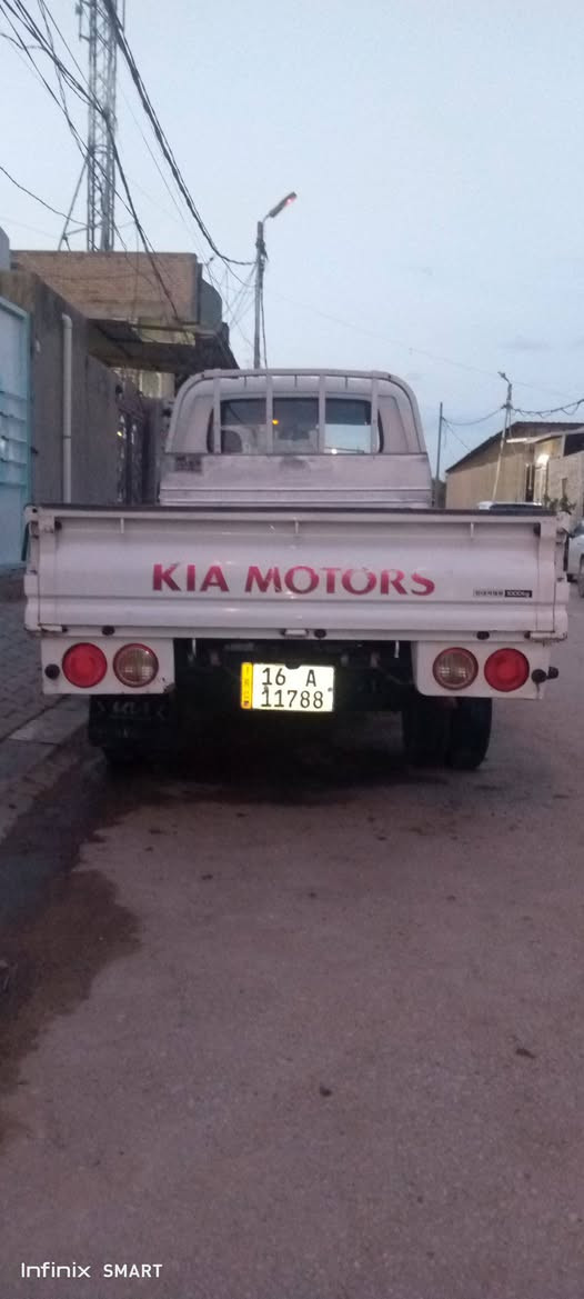 السلام عليكم للبيع كيا بكنو ٢٠١٣ محرك ٢٧٠٠ سياره مكفولة  عدا باب السائق مبدل 
كير محرك اكسل شاصي بشرط رقم انكليزي بأسي مداور ثاني سنويه لل٣٠ السعر ٩٠ مع مجال بسيط مكانها النجف الاشرف للاستفسار الاتصال على ***********
