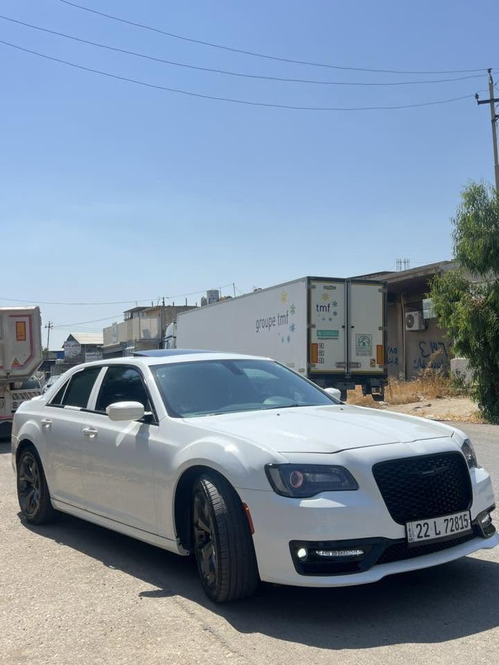 ئؤباما ٢٠١٦S
فول سيارة كلين 
كندي 
بدون سبغ بس مكانين بارد 
ماشي٨٨
سيارة گير معرك حدادية تبريت كلة بشرت 
سيارة حيل حلوة جديدة 
***********عندي واتساب
