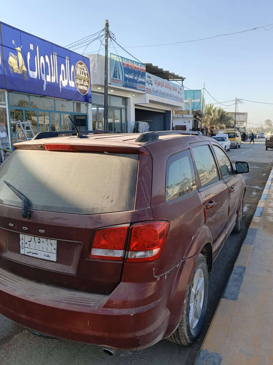 جورني
موديل 2011

محرك 6 سلندر جديد 

كير جديد

7 راكب

3قطع تبريد 

حادث صفحة تكمة بيهة معجون  وبيهة دحجات كلهة 

صبغهة جارد تريد صبغ عام 

ابيعلك صبغ عام

شواصي و حوض مكفولات 

نواقصهة

صبغ

تبريد

حدادية 50 %

سعر 75 وبيهة مجال 

بيع او مراوس 

مكانهة نجف

***********

رجائا اقرأ التفاصيل و تصل
