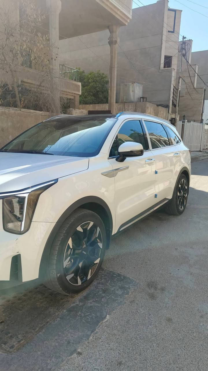 سلام عليكم سورنتو 2025 خليجي رقم بغداد بأسمي مكفوله من الصبغ والبارد  6 سلندر بانوراما ويل 20 داتا شو دبل كامره اوتو هولد كراسي كهرباء تبريد 3 قطع 7 راكب مري شفط كير ماوس السياره مدوشمه بلكامل السعر 324 العنوان بغداد رقم الهاتف ***********
