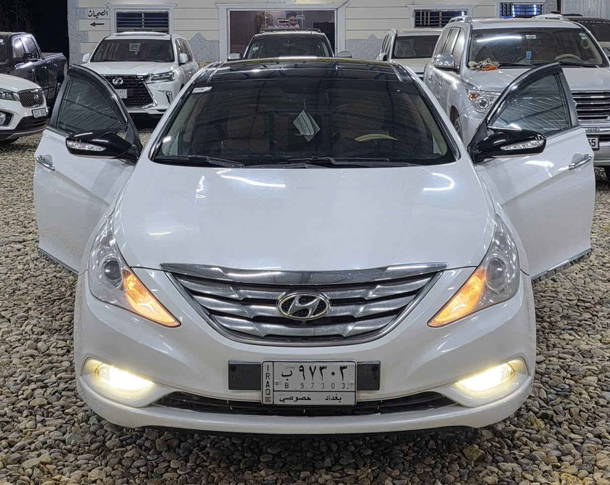 السلام عليكم 
للبيع هونداي سوناتا موديل 2011خليجي مكينه 2400دوش .. لاتنقيص ولاتبخير.. رقم بغداد سنويه 2027
السياره جديده وجاهزة وفول مواصفات...جاهزه مجهزه مكينه كير حداديه تخم تاير تبريد مال جناي... العنوان بابل الشوملي 
السعر 119
***********
