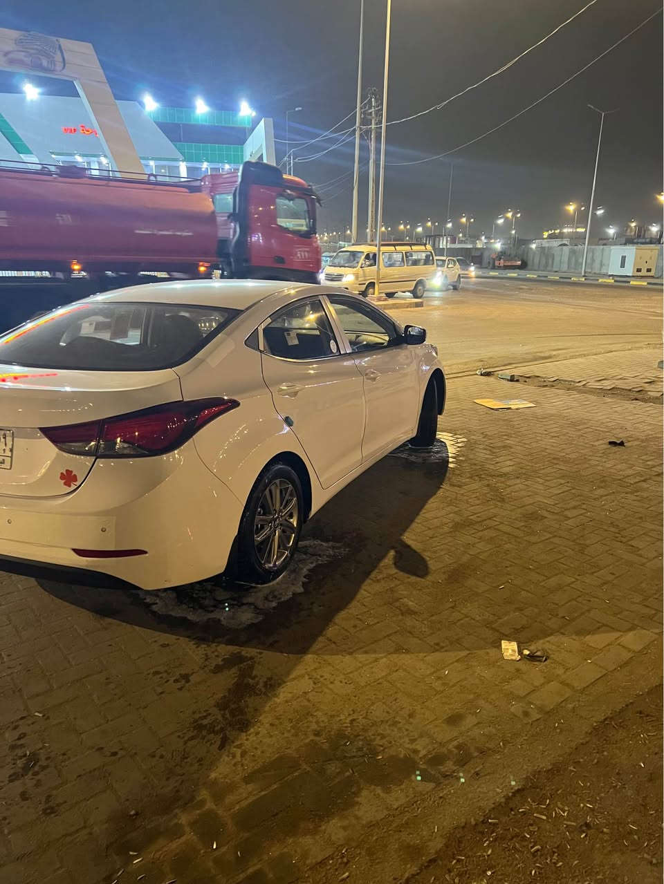 سلام عليكم لانتره مديل 2016 وارد كوري مكفوله من الضربه وتبديل وصبغ ما عده قطعتين صبغ جماليه فقط سياره حته بارد مابيها ماشيا160 حقيقي سياره جديده كلش مكينه جديده حداديه حلوه تخم تاير سياره اي نقص مابيها سنويه جديده سعر 120 مجال قليل مايعجبك سعر اعبر منشور رقمي ***********  شراي يتصل البصرة, العراق
