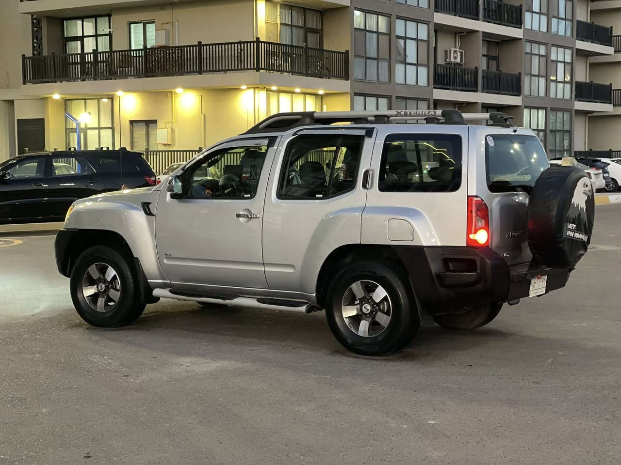 السلام عليكم للبيع نيسان اكستيرا موديل 2009 رقم بغداد مشروع وطني
محرك حجم 6 سلندر مكفول 
بيهه صبغ ٣ قطع ونص بدون حادث قوي
لغود شواصي قماره تكم مكفولات 
السياره جديده جدا وجاهزه
مكينه وكير وتبريد مكفولات
السعر 105$ ورقه وبيهه مجال بسيط حك جيه
مكان السياره بغداد ظباط حي الجهاد
للاتصال ***********
