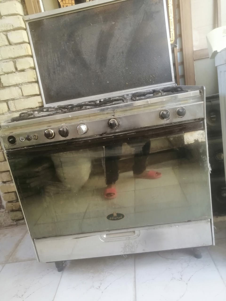 طباخ كريازي كل شغل عيون وفرن 90 بيه مجال *********** حاوي نهضة
