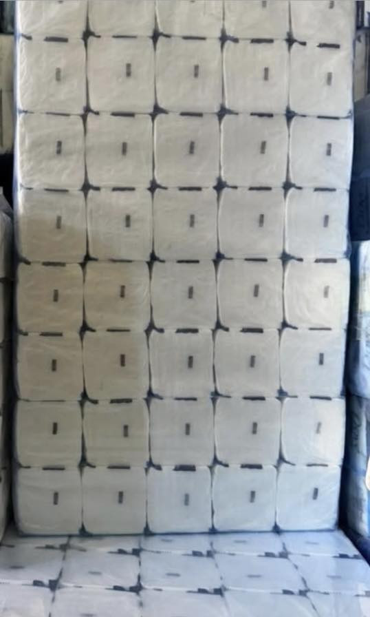 السلام عليكم 
الى اهلنا وناسنا الطيبين 
بالات مناديل امل (( 600 )) سحبه
سعر الباله  25   الف 
العدد   40   قطعة 
او تريد جنطة السعر   7   الاف
العدد  10 قطع والتوصيل مجاااني🛻🛻
📞📞***********
