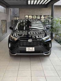 راف فور 2024 ماشيه 39الف كيلو  مواصفات xle  سنويه جديده  كير ومحرك مكف...