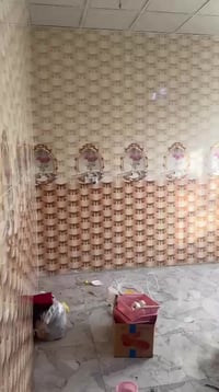 الزراعة مقابل الرازي • غرفتين • طابق ثاني