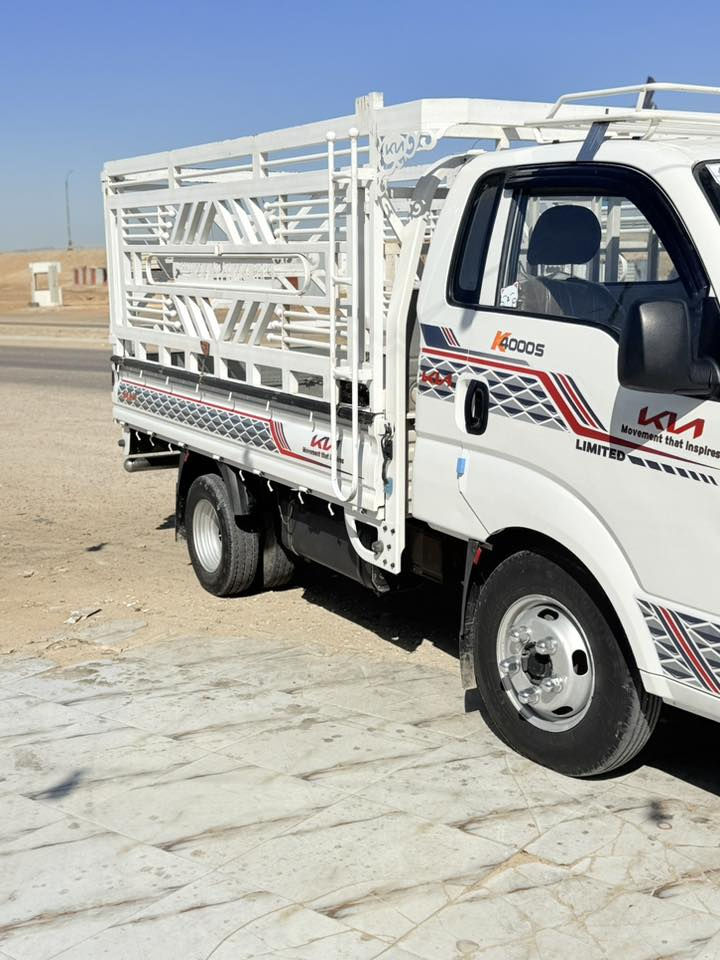 السلام عليكم للبيع كيه فحل موديل2022ماشيه135
السياره كفاله عامه محجر تحويره تاير خلفي14ستد27
مكان السياره الديوانيه
***********
