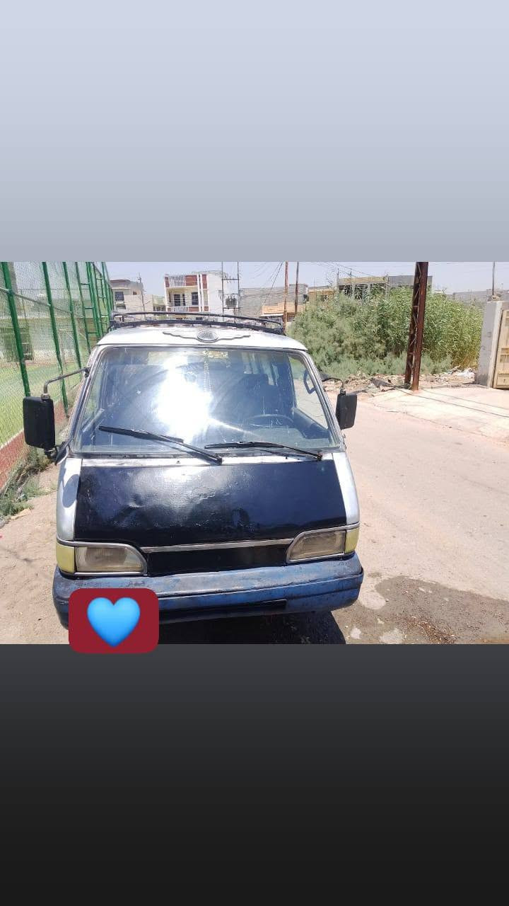 سلام عليكم كيا بستا موديل 1992 كير محرك اكسل بور مكفولات سنوية صاقطة مصفرة هيئة داخلهة كلة فول مطلوبة غرامات مرور 20وبيها مجال والغرامات عل اليشتري المكان ديالى بعقوبة رقم الهاتف ***********
