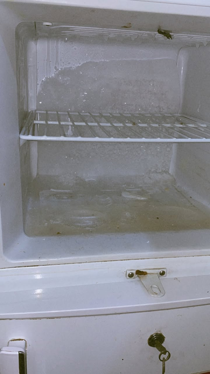 للبيع مابيها كل عطل ولادااخله تصليح وتجمد وتبرد وكلشي مبيها ومشتريها525 ابيعها425


**إذا كنت صاحب هذا الإعلان وتريد حذفه لأي سبب، رجاءا أرسل رسالة إلى الدعم الفني**