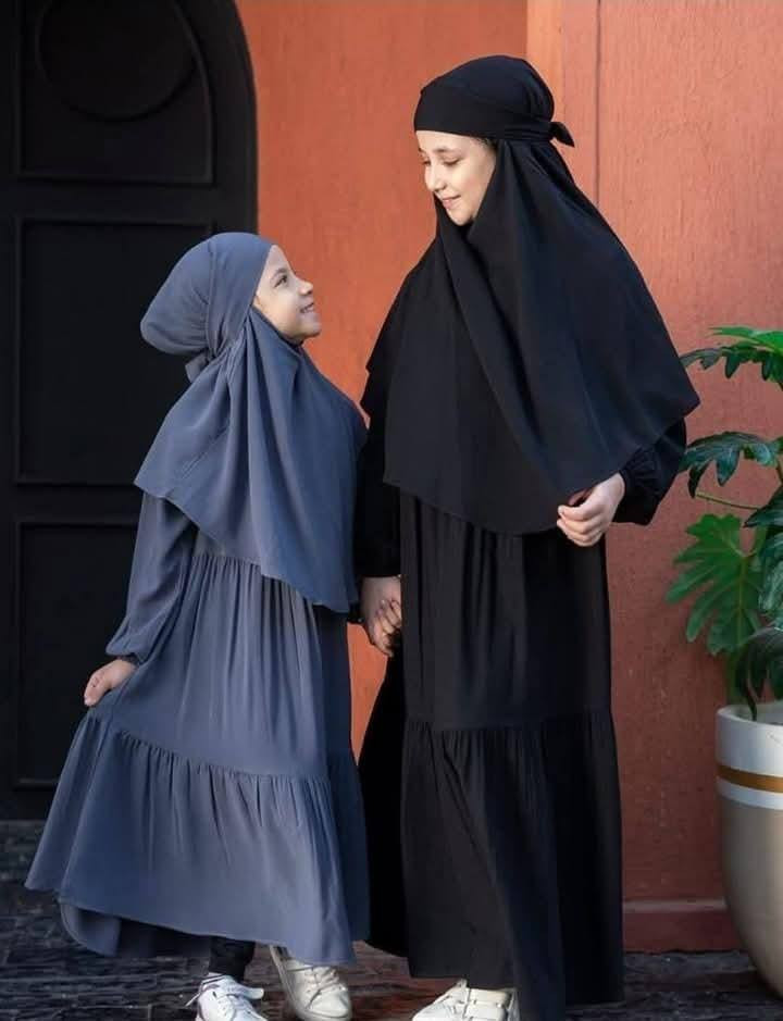 #جديد وحصري – حجاب شرعي للأطفال ✨

حجاب شرعي مريح وعملي لبنوتك الحلوة، بخامة ايروبين 
قياس من 7 سنوات الى 16 سنه
السعر على الخاص 
توصيل جميع المحافظات


**إذا كنت صاحب هذا الإعلان وتريد حذفه لأي سبب، رجاءا أرسل رسالة إلى الدعم الفني**