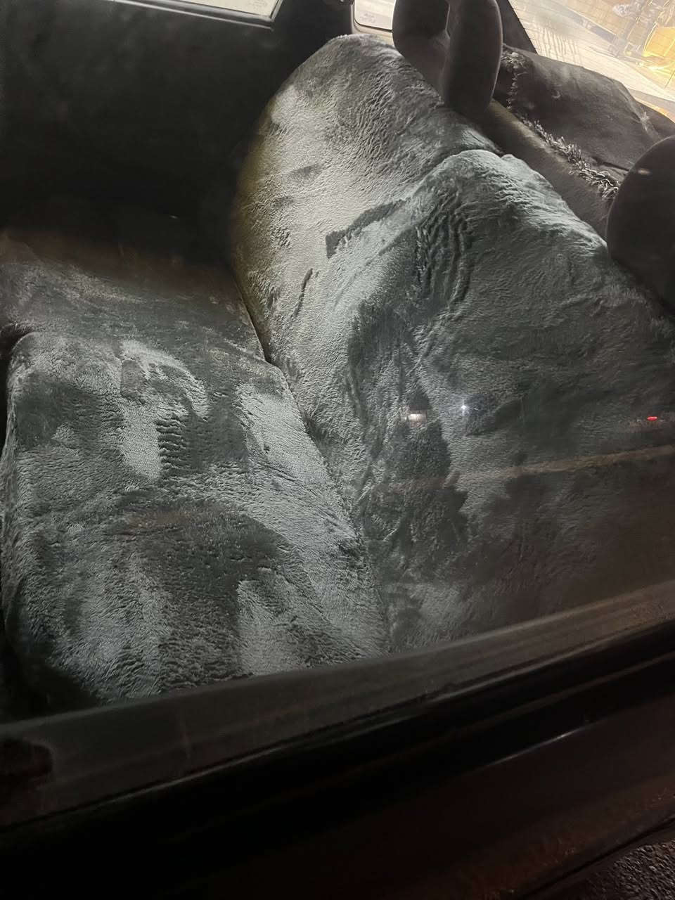 السلام عليكم بيع مستعجل اوبل فكتره موديل 92سياره جاهزه دوشمه جديده كهربائيات شغاله السعر ١٥وبيها مجال ***********
