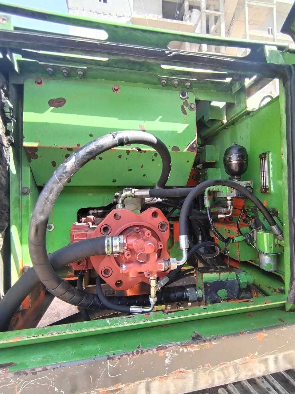 السلام عليكم للبيع او امروس حفارة ديو حجم 220 موديل 2000 مضخة مكينة وكنترول بشرط رقم وسنويه أربيل باسمي مكانها الموصل التفاصيل أكثر ***********
