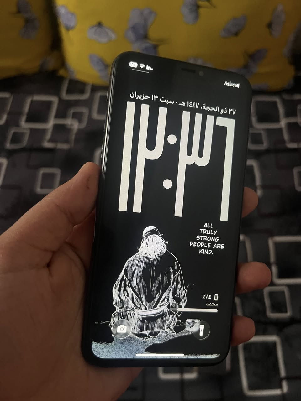 ايفون ١١ برو ماكس
ذاكرة ٢٥٦ 
بطارية ٧١ 
مبدل شاشة اصلية 
سعره ٢٦٠ وبيه مجال بسيط


**إذا كنت صاحب هذا الإعلان وتريد حذفه لأي سبب، رجاءا أرسل رسالة إلى الدعم الفني**