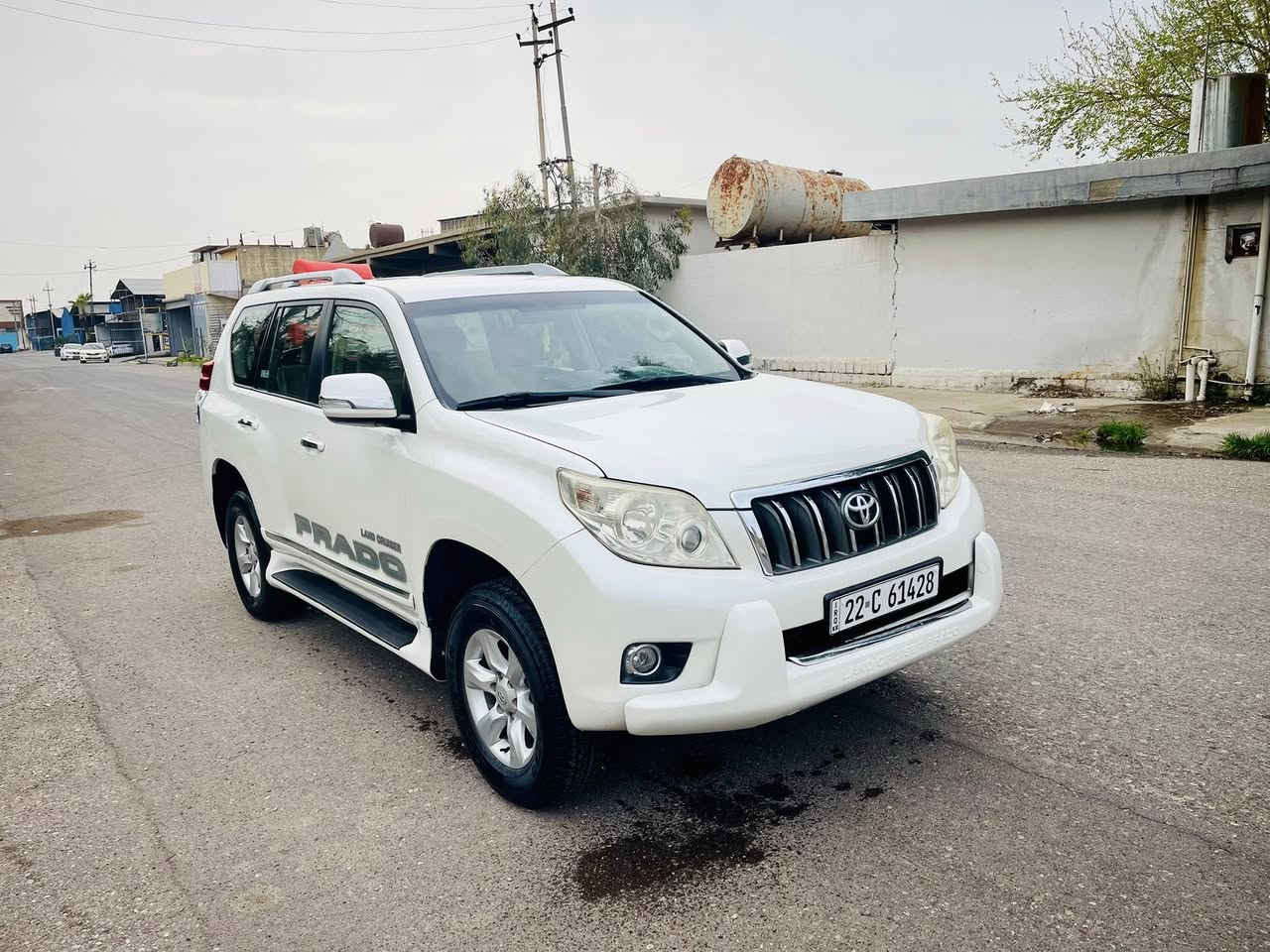 Prado 2011 بدون صبوغ مكفوله 4 سلندر عنوان أربيل 
***********
وتسأب
