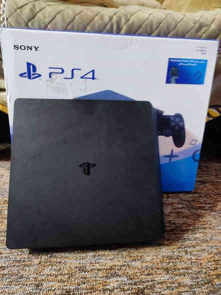 بلي فور اسلم اون لاين ما مستخدم غير اسبوع نظافه 100٪ كامل ملحقات يده واحده و كيبورد ميكانيكي مكاني النجف حي القادسيه السعر230 بي مجال هاذه رقمي *********** فقط واتساب
